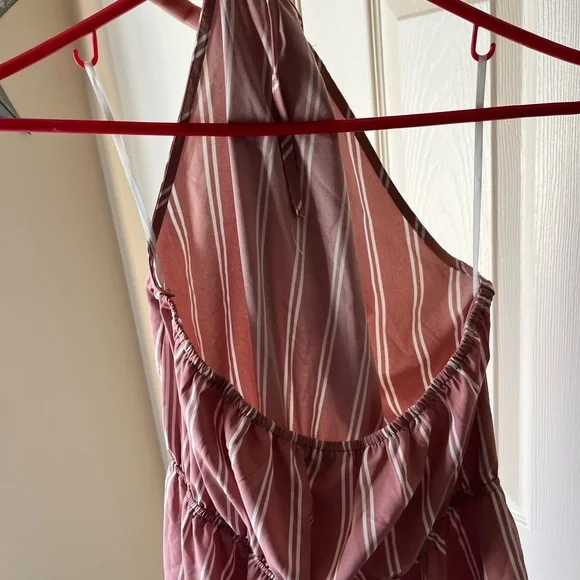 Backless romper - Picture 2 of 2